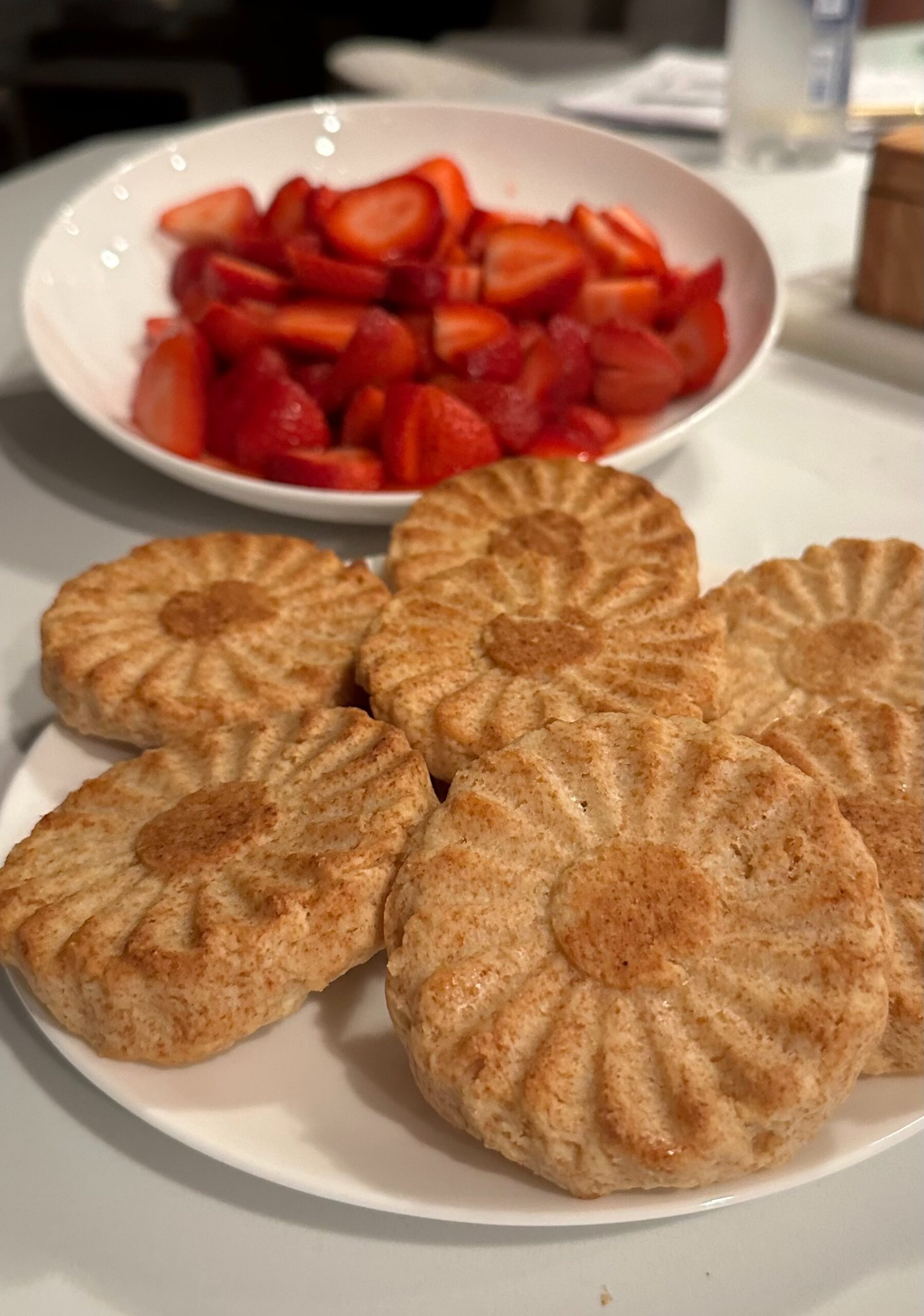 STRAWBERRY SHORTCAKE - Home Cooking with bon COOK - Cooking Solutions