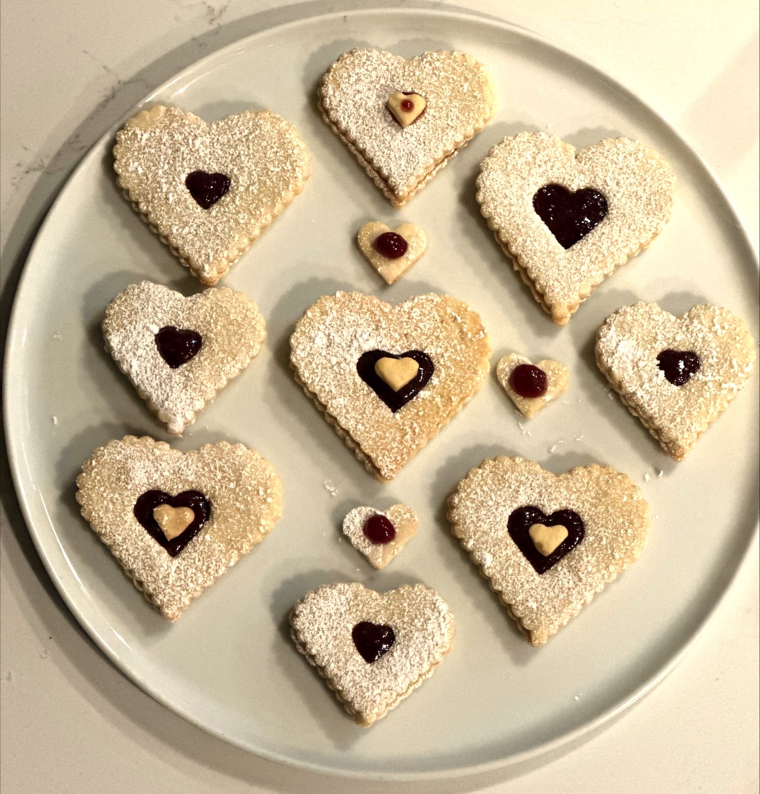 Linzer Cookies Recipe - bon COOK