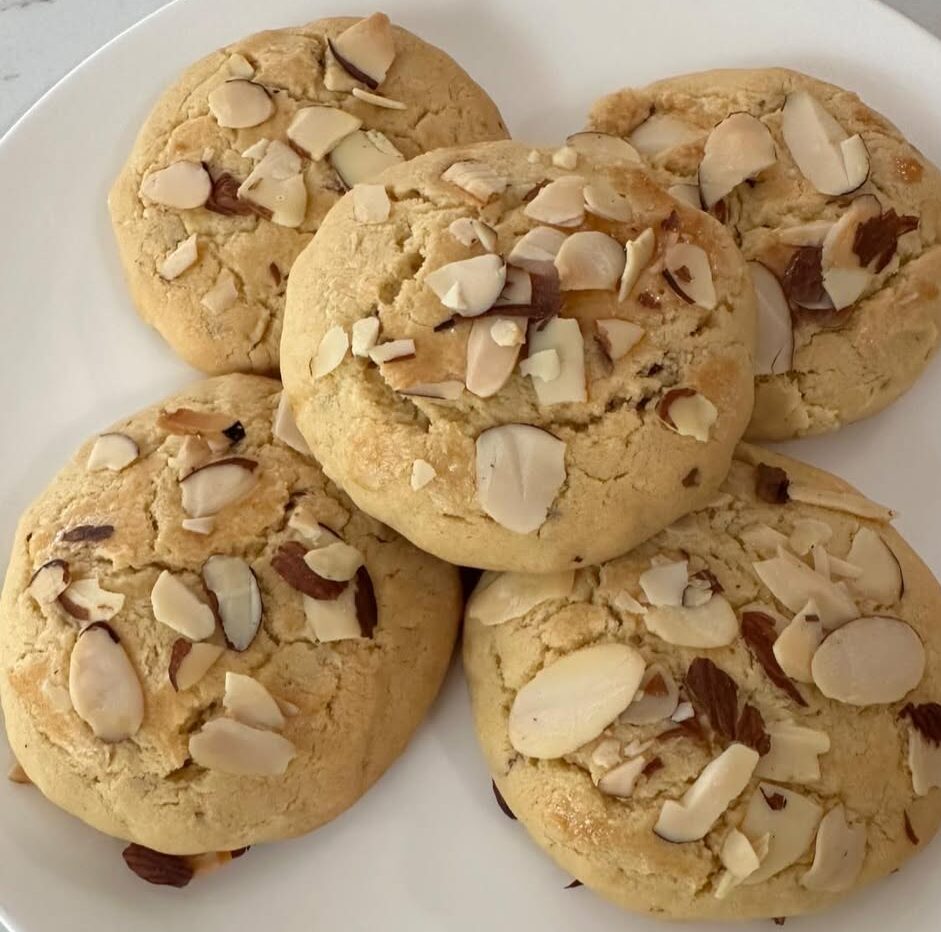 Orange Blossom Greek Almond Cookies – Almond Cookie Love