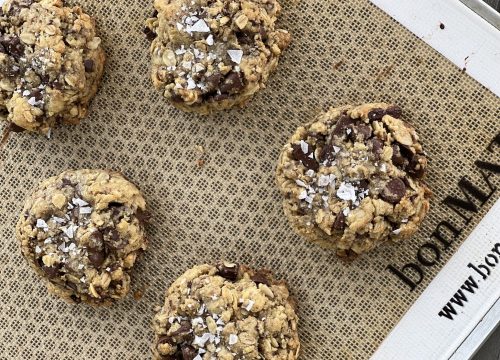 Close-up of chocolate oatmeal cookies baked on bonMAT, perfect for easy Thanksgiving desserts